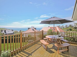 Outdoor dining - 4 bedroom accommodation in Portpatrick (Portpatrick)
