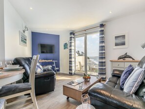 Living area - Stunning sea views from a first floor apartment, set in tranquil grounds. (Seaton)