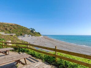 Beach - 1 bedroom accommodation in Seaton (Seaton)