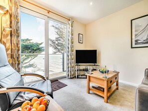 Living area - 1 bedroom accommodation in Seaton (Seaton)