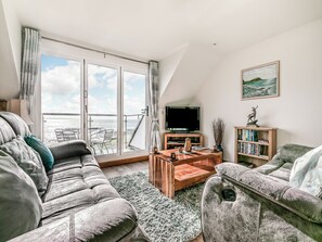 Living area - 2 bedroom accommodation in Seaton (Seaton)