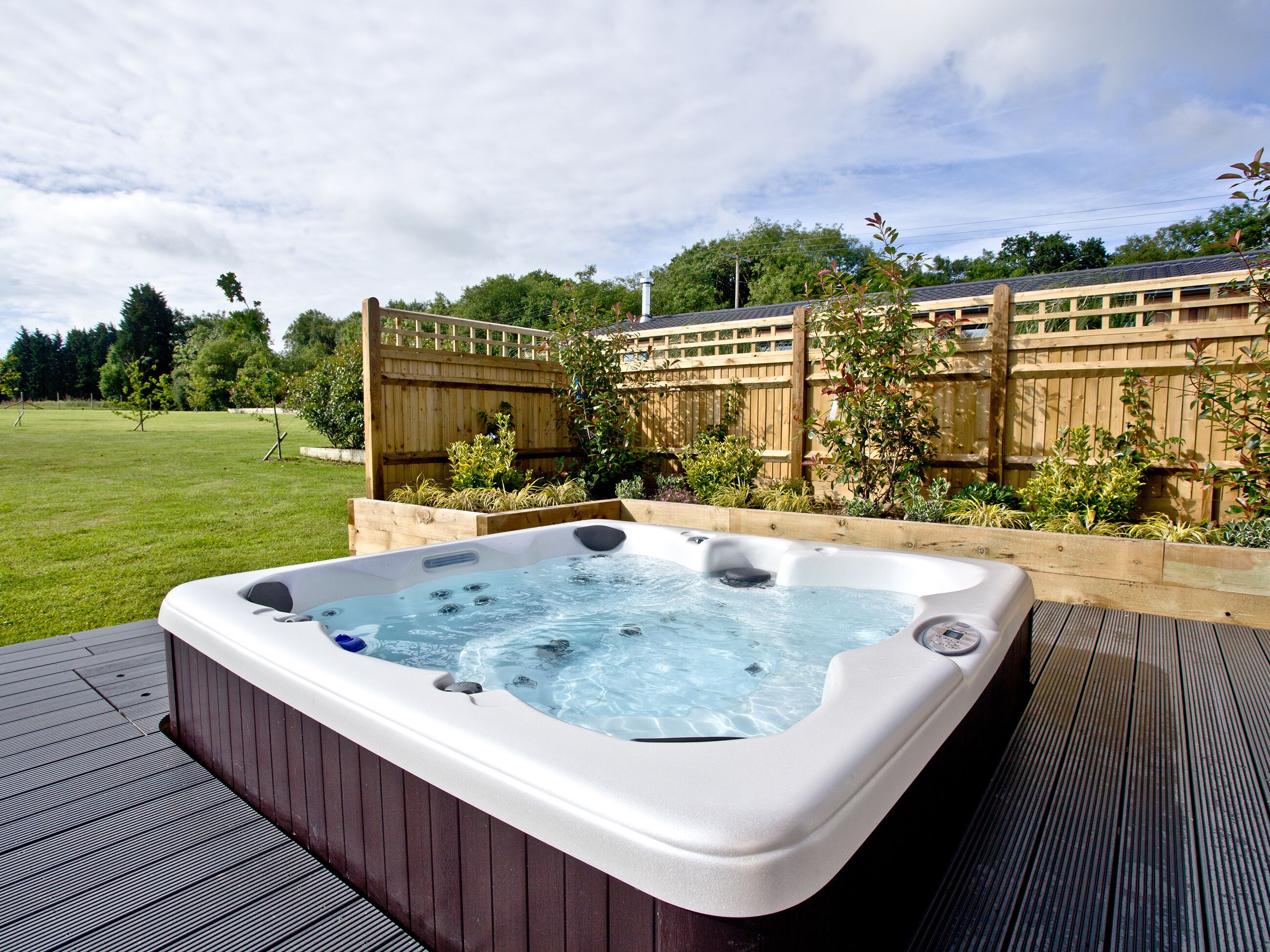 Bain à remous extérieur