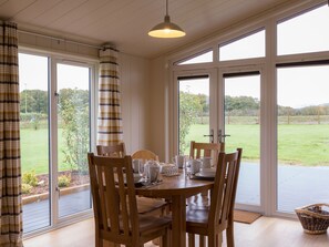 Dining - Escape from it all and enjoy a stylish lodge in a beautiful setting. (Hassocks)