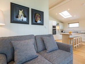 Fireplace - Escape from it all and enjoy a stylish lodge in a beautiful setting. (Hassocks)