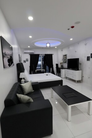 Standard Condo, 1 King Bed, Balcony, City View | Interior - Kandy Haven - 1 Bedroom Unit (Angeles City)