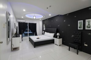 Appart'hôtel Standard, 1 très grand lit, balcon, vue ville | Coffres-forts dans les chambres, Wi-Fi gratuit