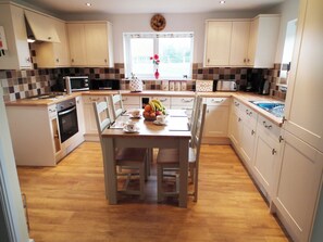 Dishwasher, high chair - Byre Cottages**Nr Stokesley (Carlton near Stokesley)