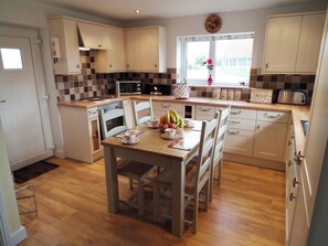 Dishwasher, high chair - Byre Cottages**Nr Stokesley (Carlton near Stokesley)