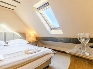 1 bedroom, free WiFi - 4 lovely Cottages situated in the beautiful Derbyshire village of Barlow. (Barlow near Bakewell)