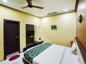 Deluxe Double Room, City View | View from room