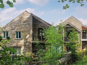 Exterior - A charming two bedroom cottage, located in the village of Alston. (Alston)