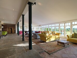 Interior - The stay of your dreams in beautiful countryside. (Carsington , Ashbourne)