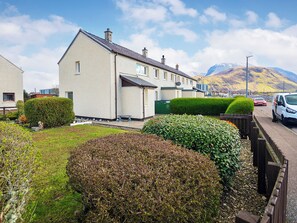 Property grounds - 2 bedroom accommodation in Caol, near Fort William (Caol, near Fort William)