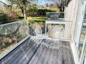 Property grounds - 4 bedroom accommodation in Tobermory, Isle of Mull (Tobermory, Isle of Mull)