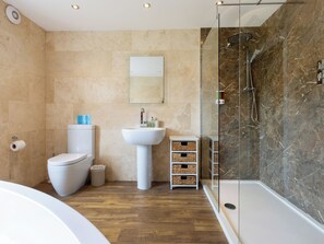 Towels - Thirley Cotes Farmhouse (Harwood Dale, near Scarborough)