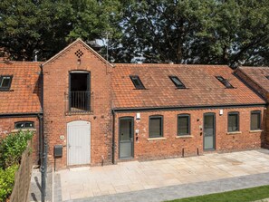 Exterior - 1 Monkbar Mews - UK2690 (York)