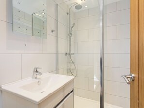 Towels - 1 Monkbar Mews - UK2690 (York)