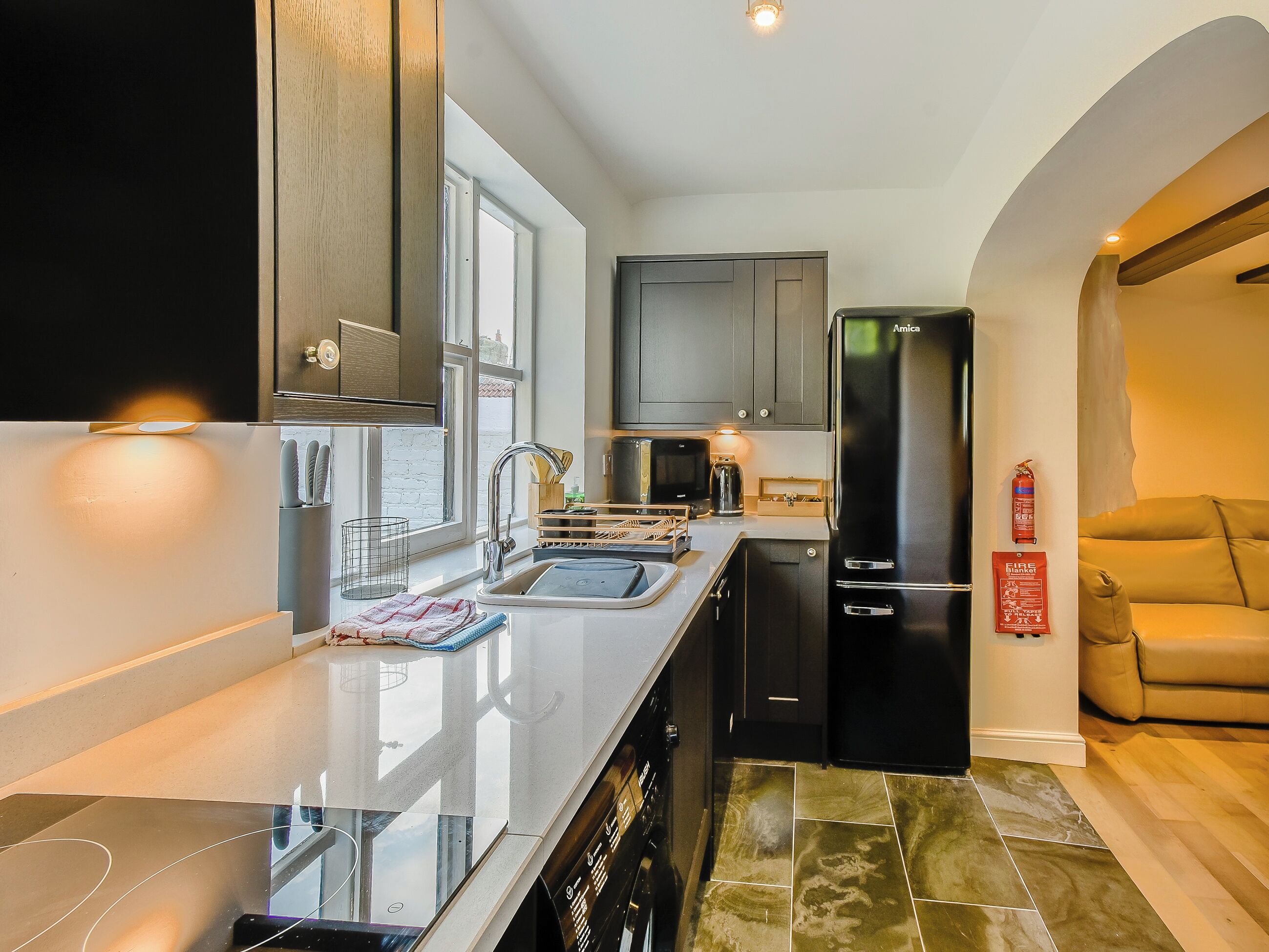 Dishwasher, highchair