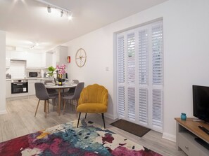 Interior - Minsters Reach Apartment One - UK2746 (York)