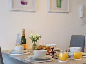 Dining - 1 bedroom accommodation in York (York)