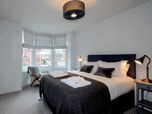 3 bedrooms, free WiFi - 3 bedroom accommodation in York (York)