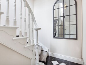 Interior - George Street Two - UK2767 (York)