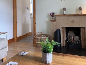 Interior - Ploughmans Cottage-UK7346 (Forres, near Nairn)