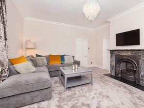 Living area - George Street One - UK2766 (York)