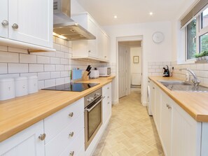 Private kitchen - 3 bedroom accommodation in York (York)