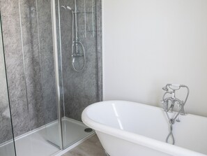 Towels - This stunning Victorian property has just finished a full renovation. (Elgin)