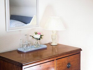 Interior - 2 bedroom accommodation in Forres, near Nairn (Forres, near Nairn)