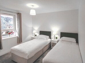 2 bedrooms, free WiFi - 2 bedroom accommodation in Oban (Oban)