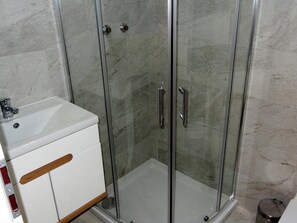 Towels - Snowdon Retreat Villa (Llandudno)