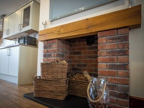 Dishwasher - Sycamore Cottage-UK2785 (Penmaenmawr, near Conwy)
