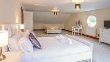 4 bedrooms, free WiFi