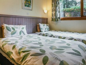 3 bedrooms, free WiFi - We love this hidden little secret. (Moffat)