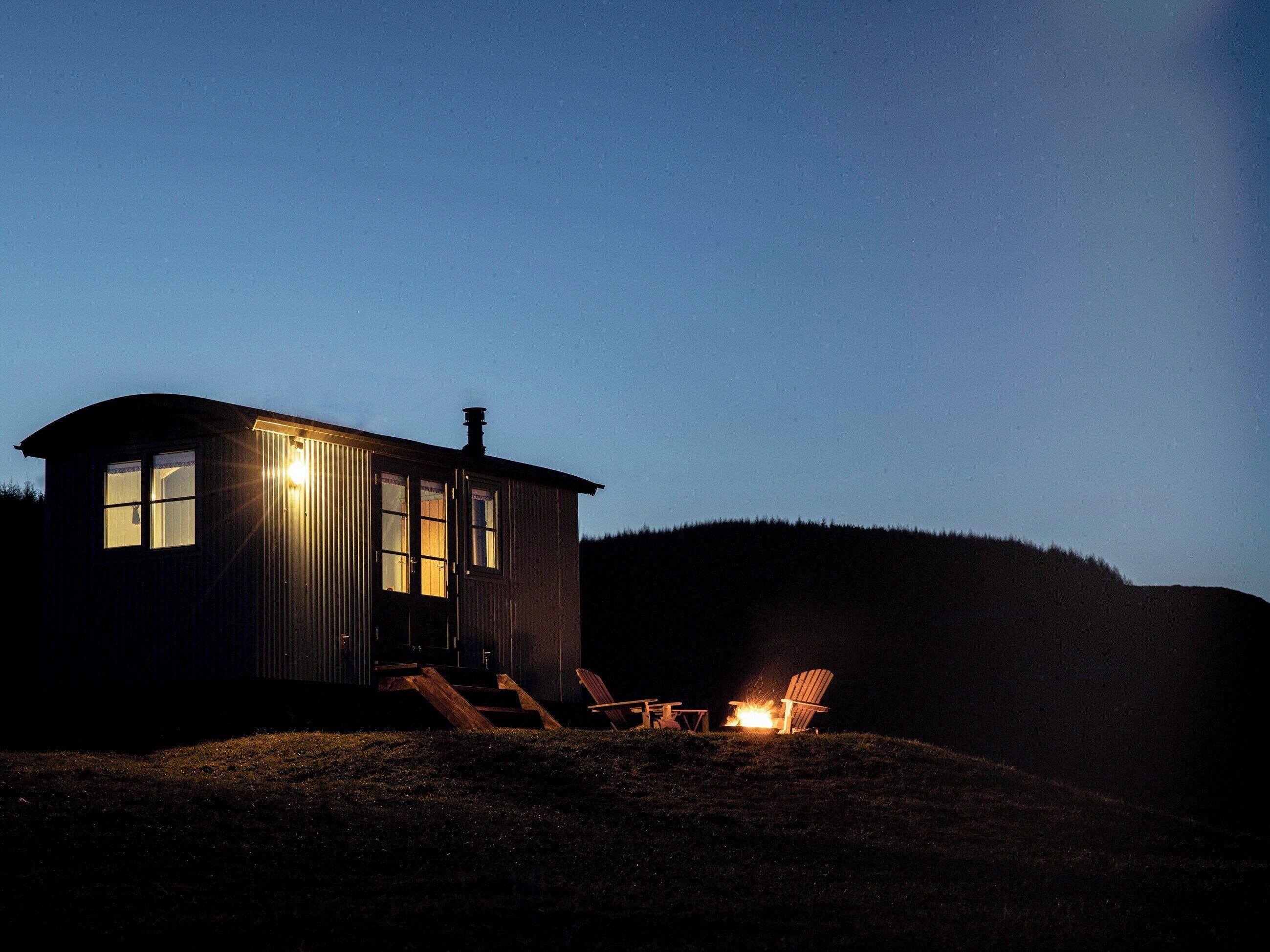 المنشأة من الخارج