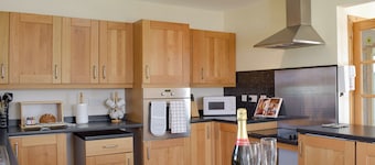Willow Cottage - UK30684