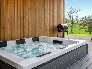 Terrace/patio - Melbury Lodge - UK31009 (Ansty, near Dorchester)