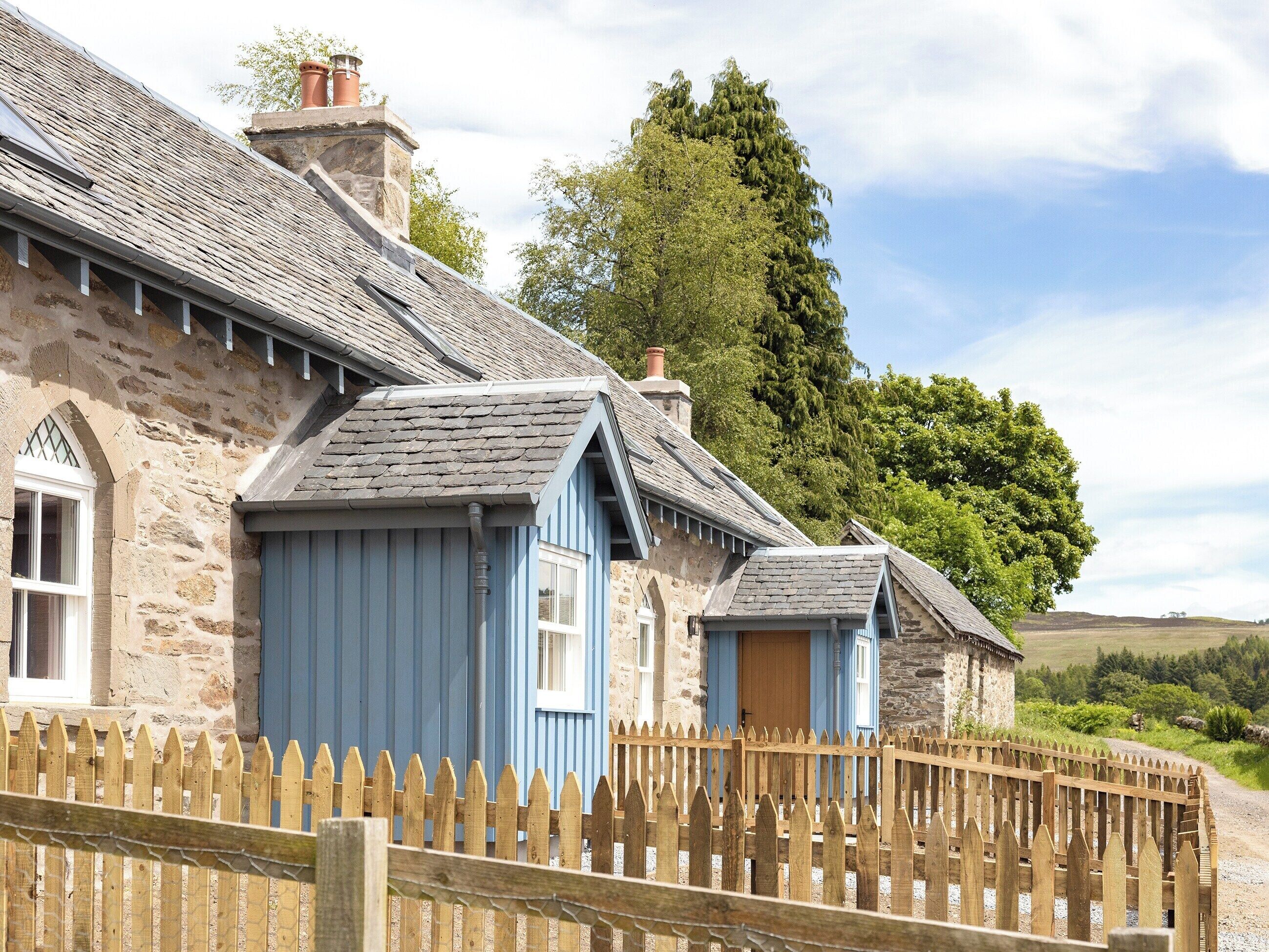 المنشأة من الخارج