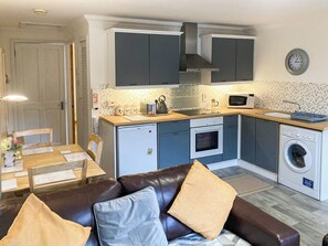 Interior - The Old Schoolhouse Cottage (Fort William)