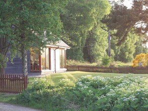 Exterior - 4 bedroom accommodation in Banchory (Banchory)