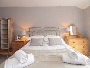 3 bedrooms, free WiFi - 3 bedroom accommodation in York (York)