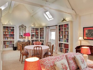 Interior - 1 bedroom accommodation in Bruern, near Chipping Norton (Bruern, near Chipping Norton)