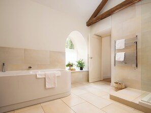 Towels - 4 bedroom accommodation in Longframlington, near Rothbury (Longframlington, near Rothbury)