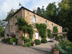 Exterior - 4 bedroom accommodation in Longframlington, near Rothbury (Longframlington, near Rothbury)