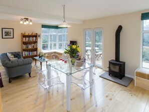 Interior - 2 bedroom accommodation in Aldringham, near Aldeburgh (Aldringham, near Aldeburgh)