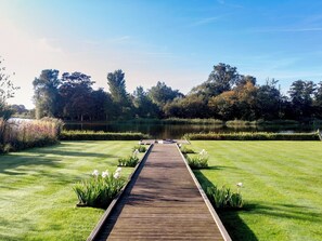 Property grounds - 1 bedroom accommodation in Thorpeness, near Aldeburgh (Thorpeness, near Aldeburgh)
