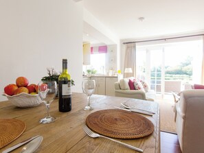 Interior - 1 bedroom accommodation in Thorpeness, near Aldeburgh (Thorpeness, near Aldeburgh)