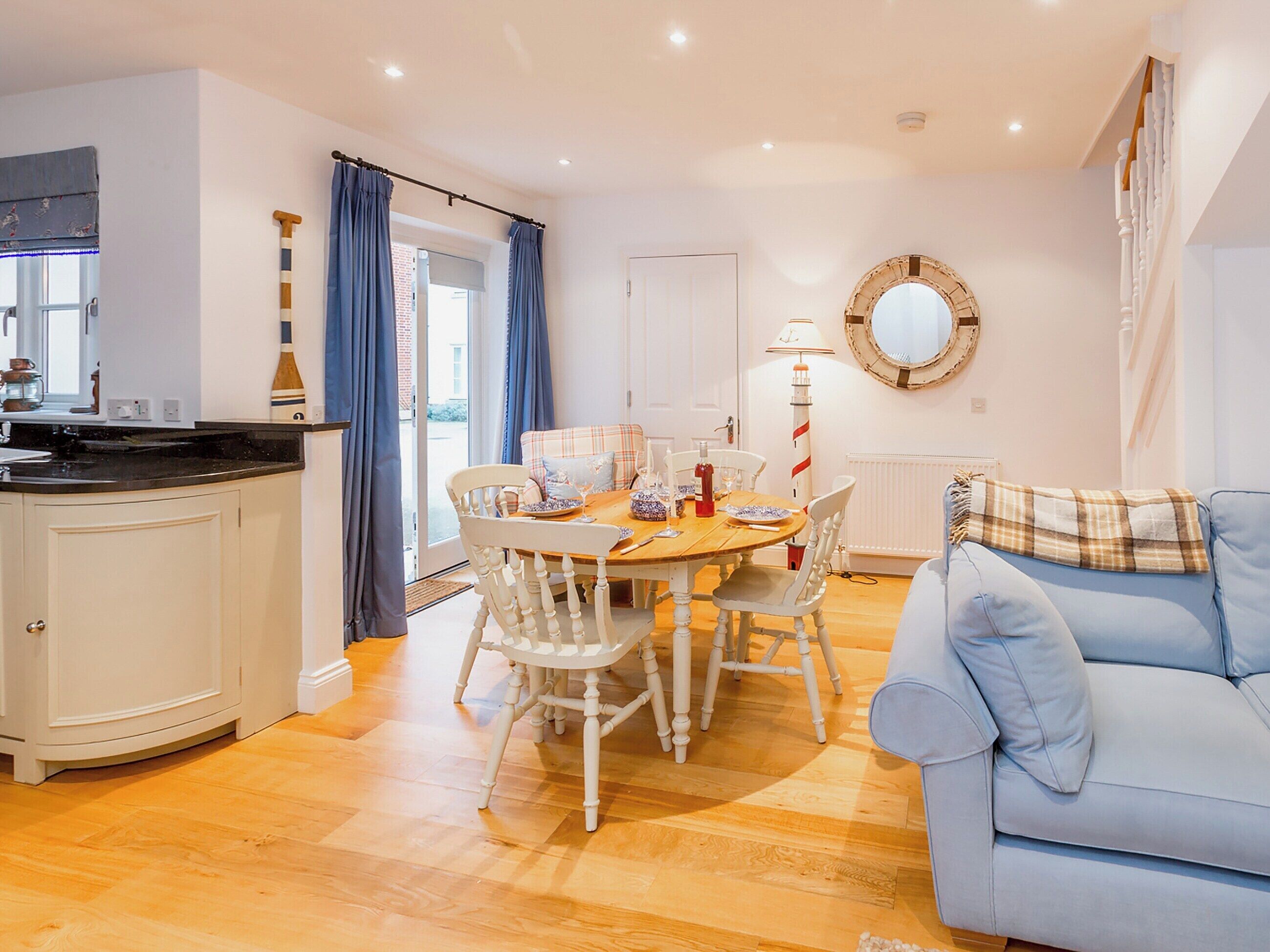 3 Bedroom Accommodation In Aldeburgh, Near Saxmundham - Aldeburgh